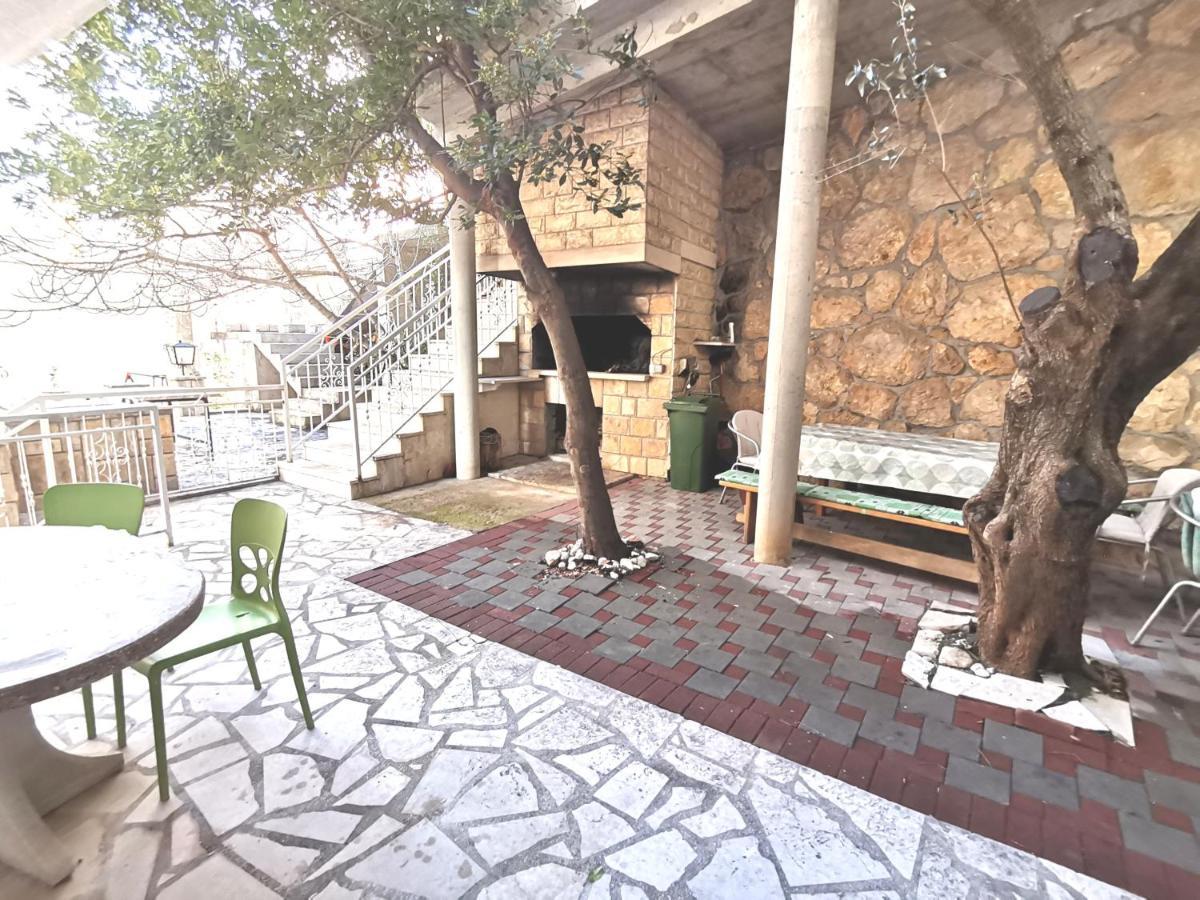 Apt White Idyll, 3 Bedrooms, 3 Bathrooms, Terrace Apt Promajna Exterior photo
